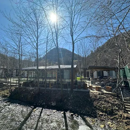 Identic Villa Moieciu de Jos